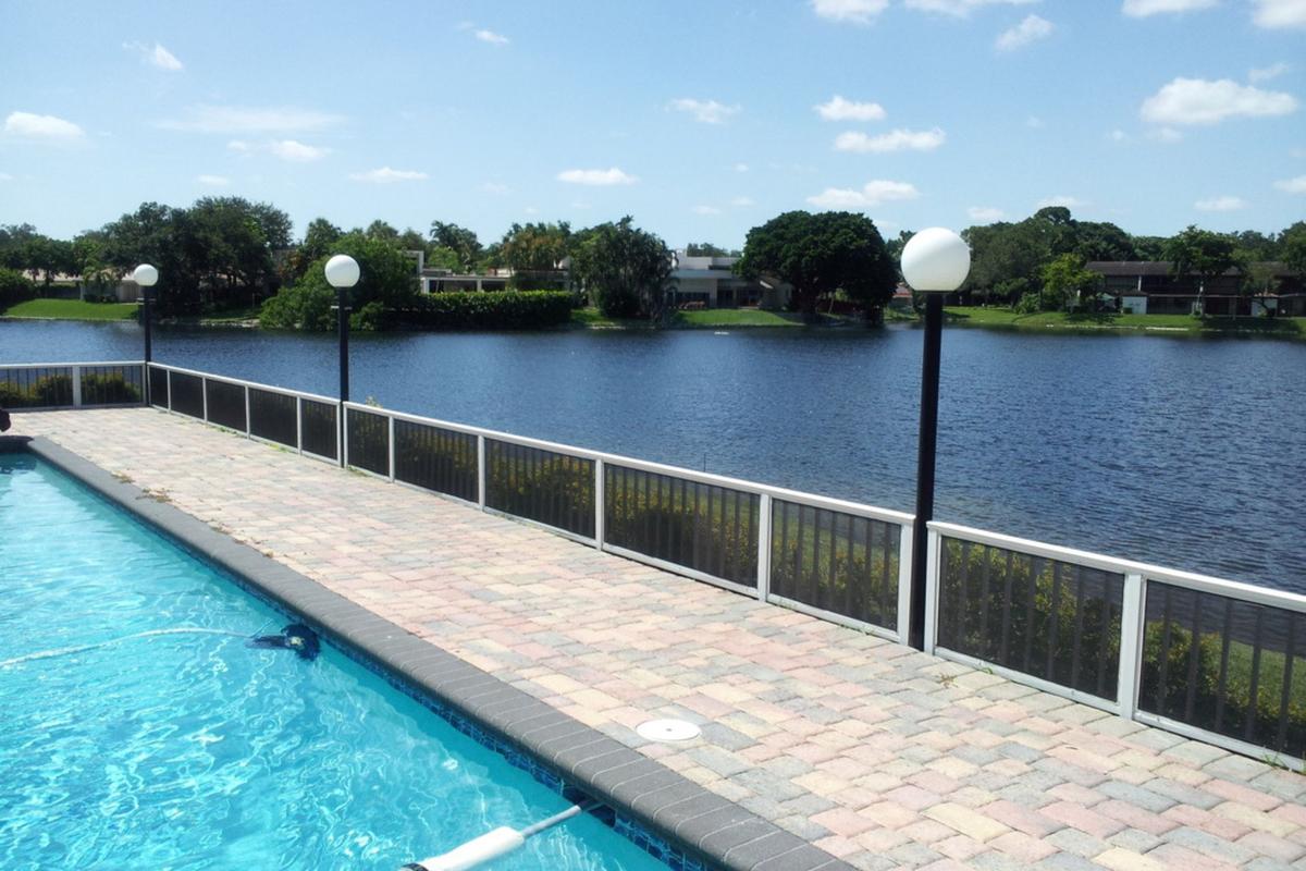 West Palm Beach Best Aluminum Fence Installation by Blue Coast Aluminum